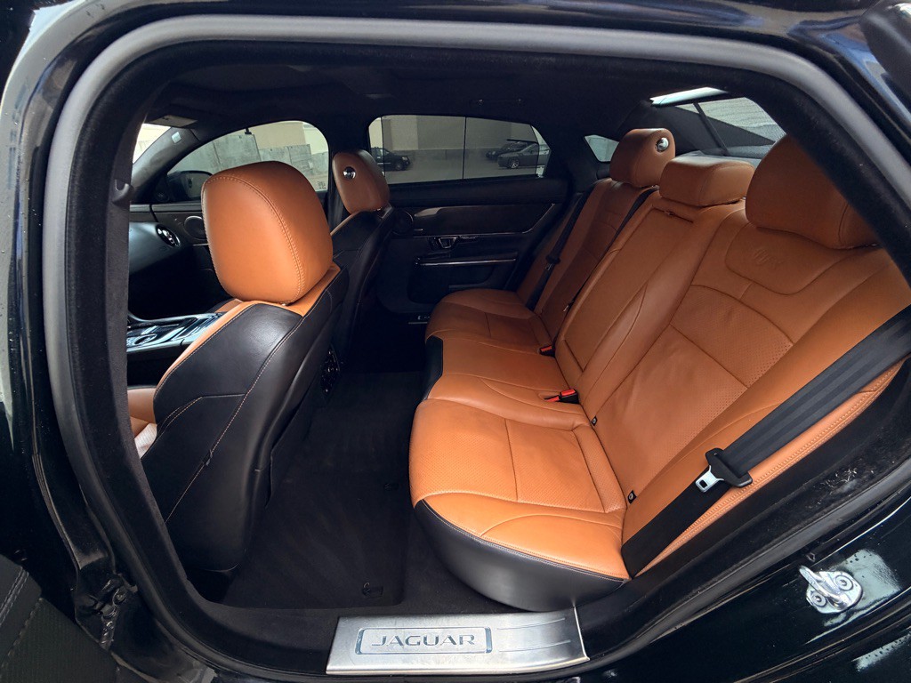 2014 Jaguar XJ Image 13