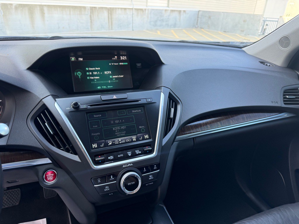 2017 Acura MDX Image 11