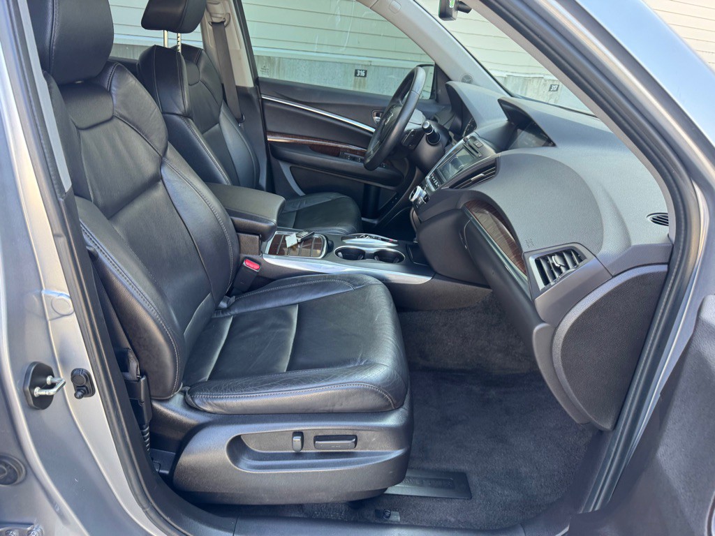 2017 Acura MDX Image 23