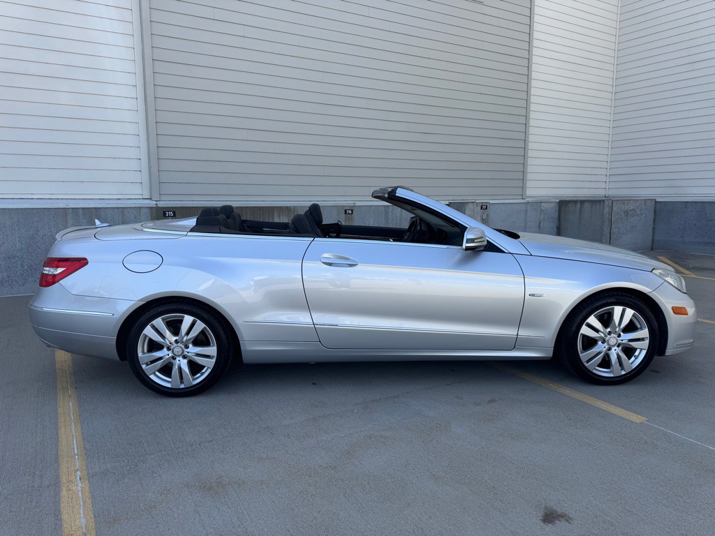 2012 Mercedes-Benz E-Class Image 2