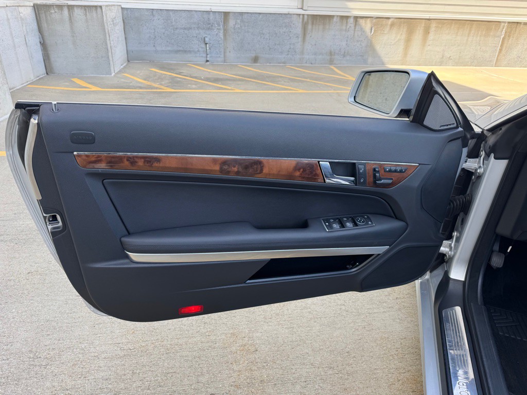 2012 Mercedes-Benz E-Class Image 12