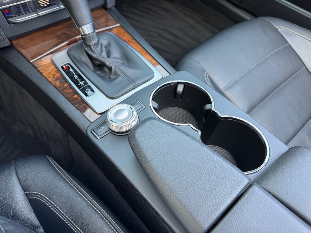 2012 Mercedes-Benz E-Class Image 23