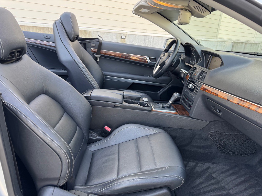 2012 Mercedes-Benz E-Class Image 27