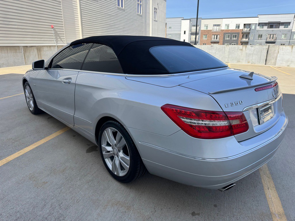 2012 Mercedes-Benz E-Class Image 34