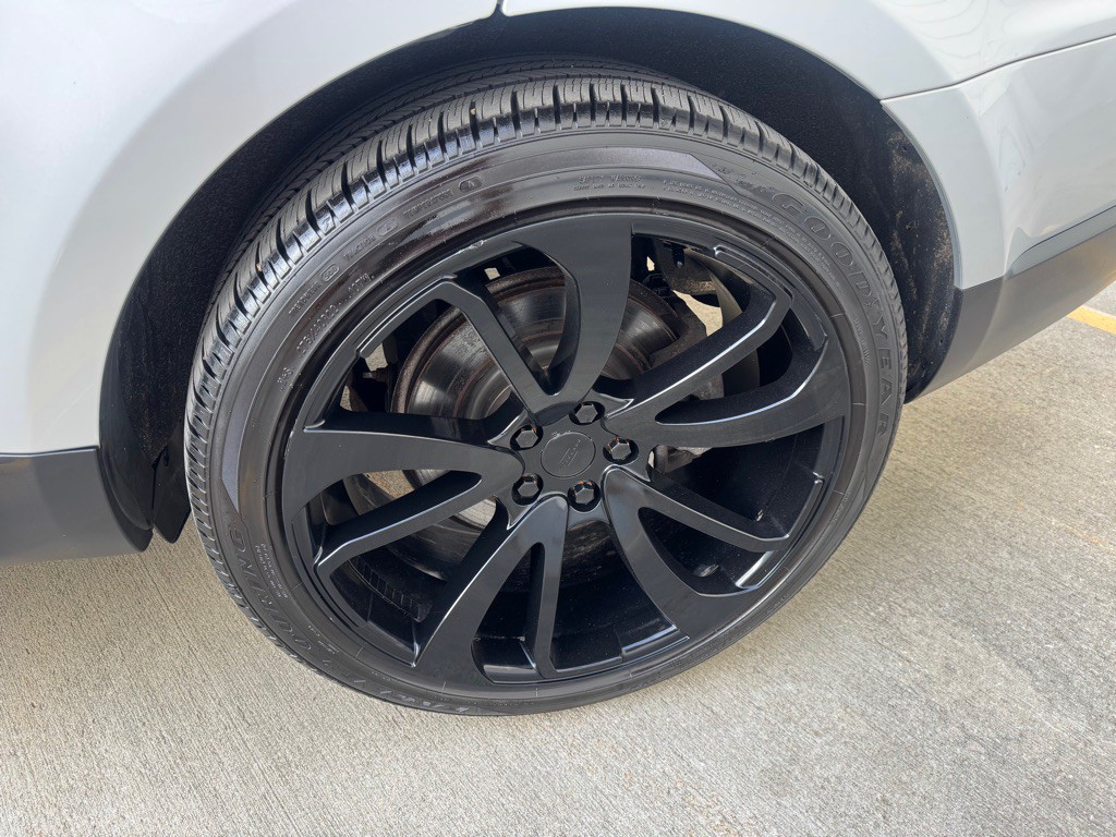 2017 Land Rover Range Rover Sport Image 9