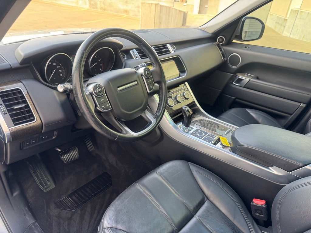 2017 Land Rover Range Rover Sport Image 11