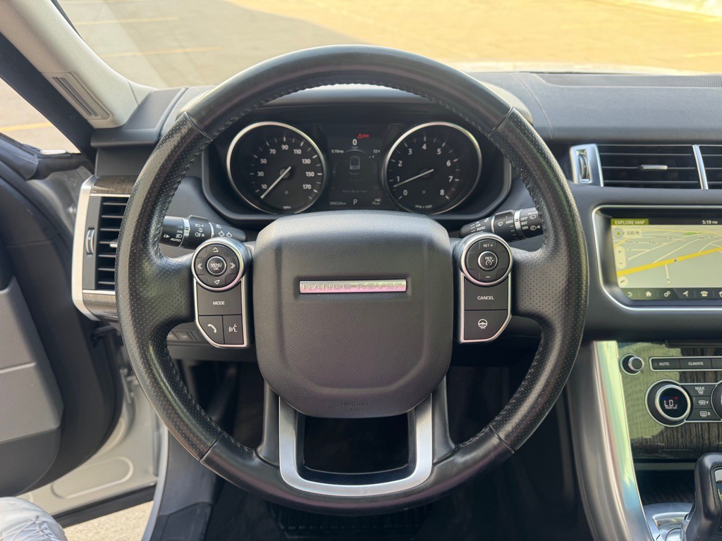 2017 Land Rover Range Rover Sport Image 14