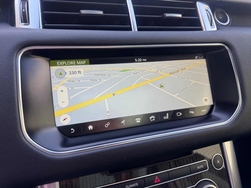 2017 Land Rover Range Rover Sport Image 18