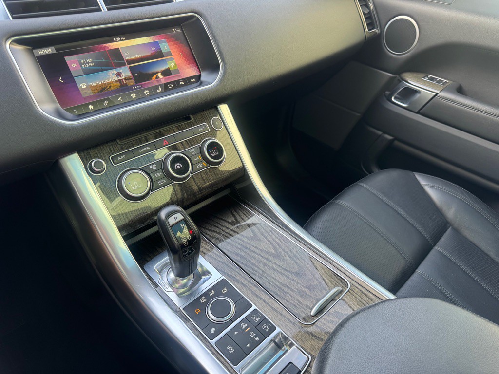 2017 Land Rover Range Rover Sport Image 22