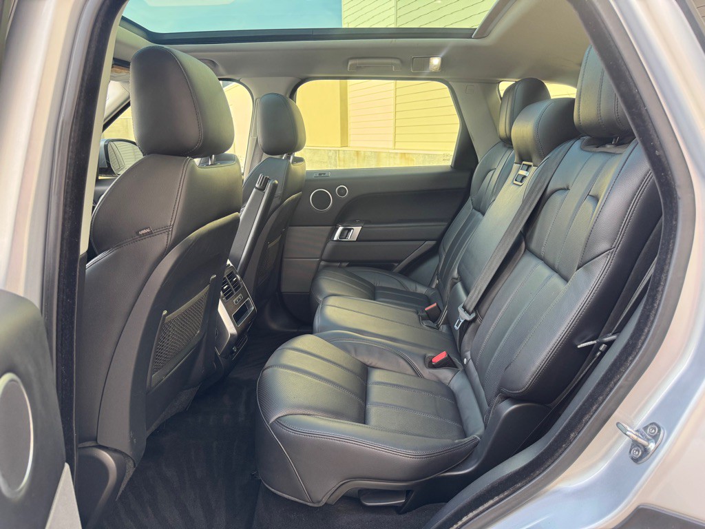 2017 Land Rover Range Rover Sport Image 25