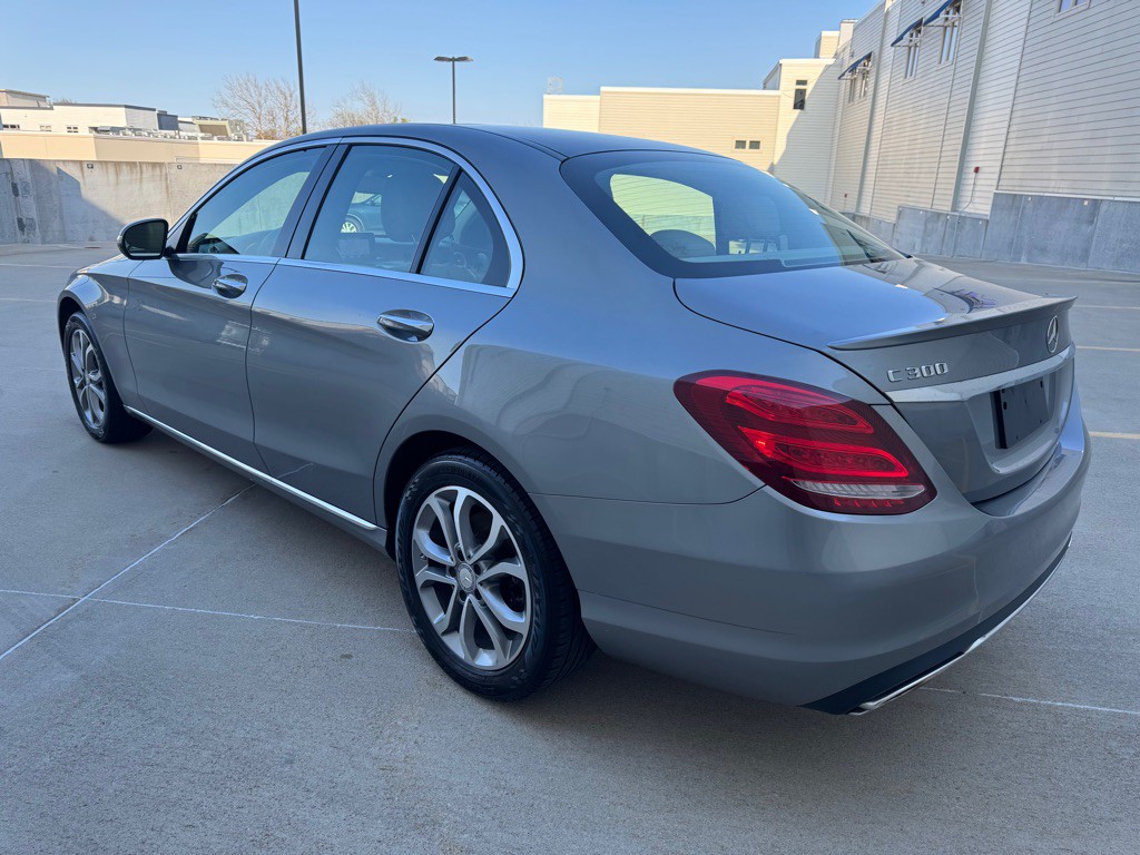 2015 Mercedes-Benz C-Class Image 5
