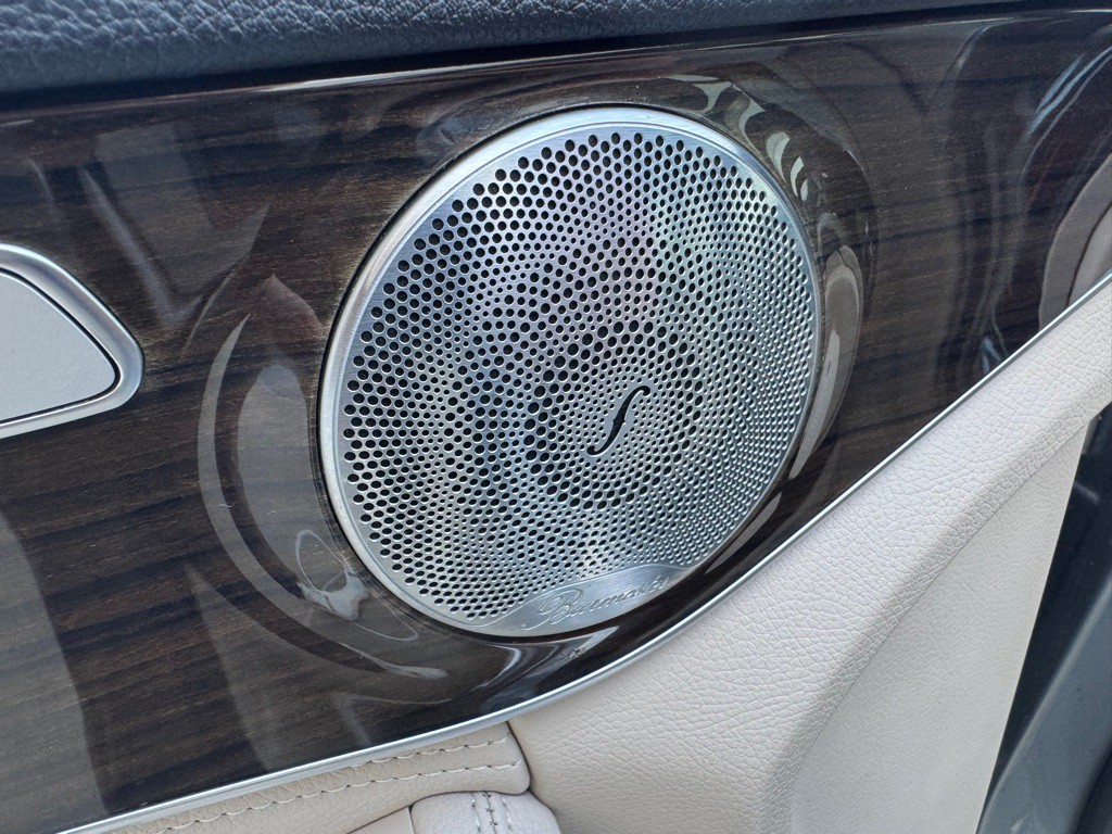 2015 Mercedes-Benz C-Class Image 12