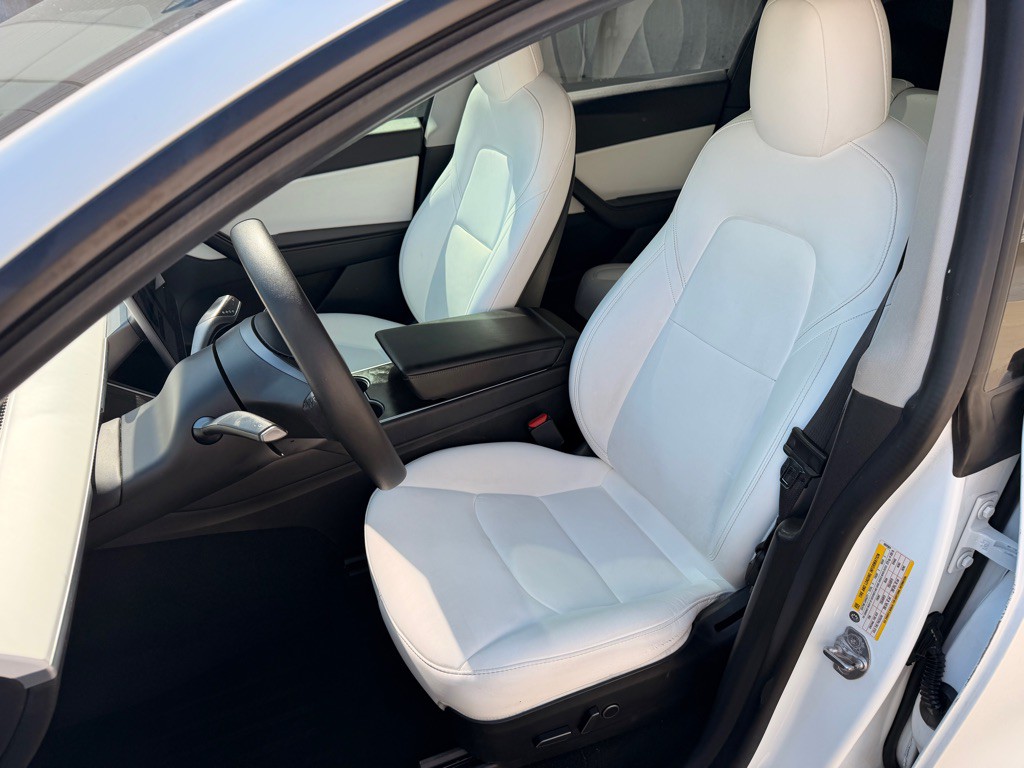 2021 Tesla Model Y Image 8