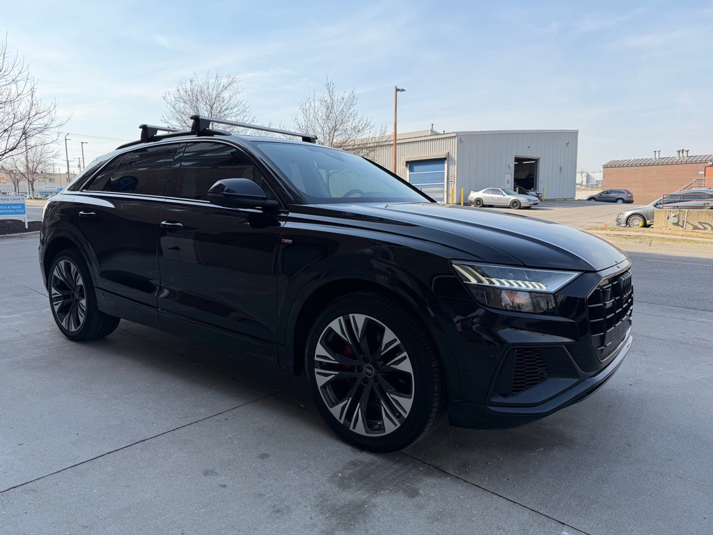 2023 Audi Q8 Image 1