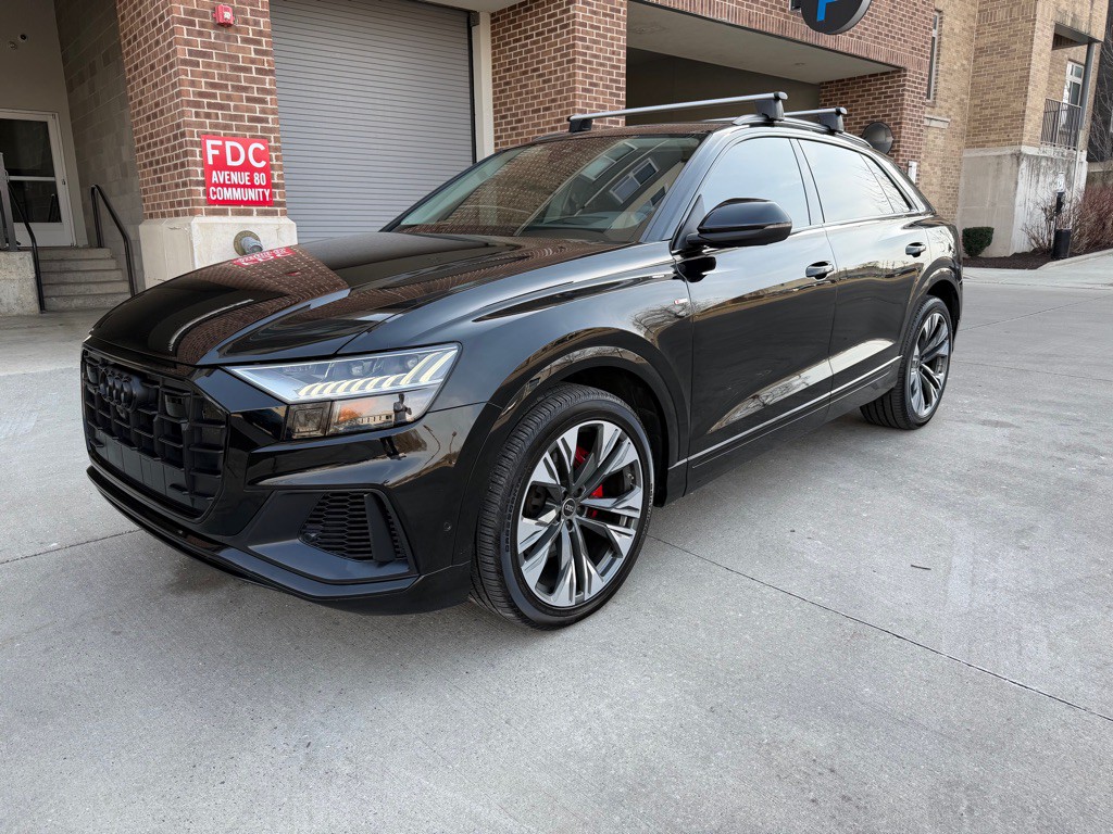 2023 Audi Q8 Image 3
