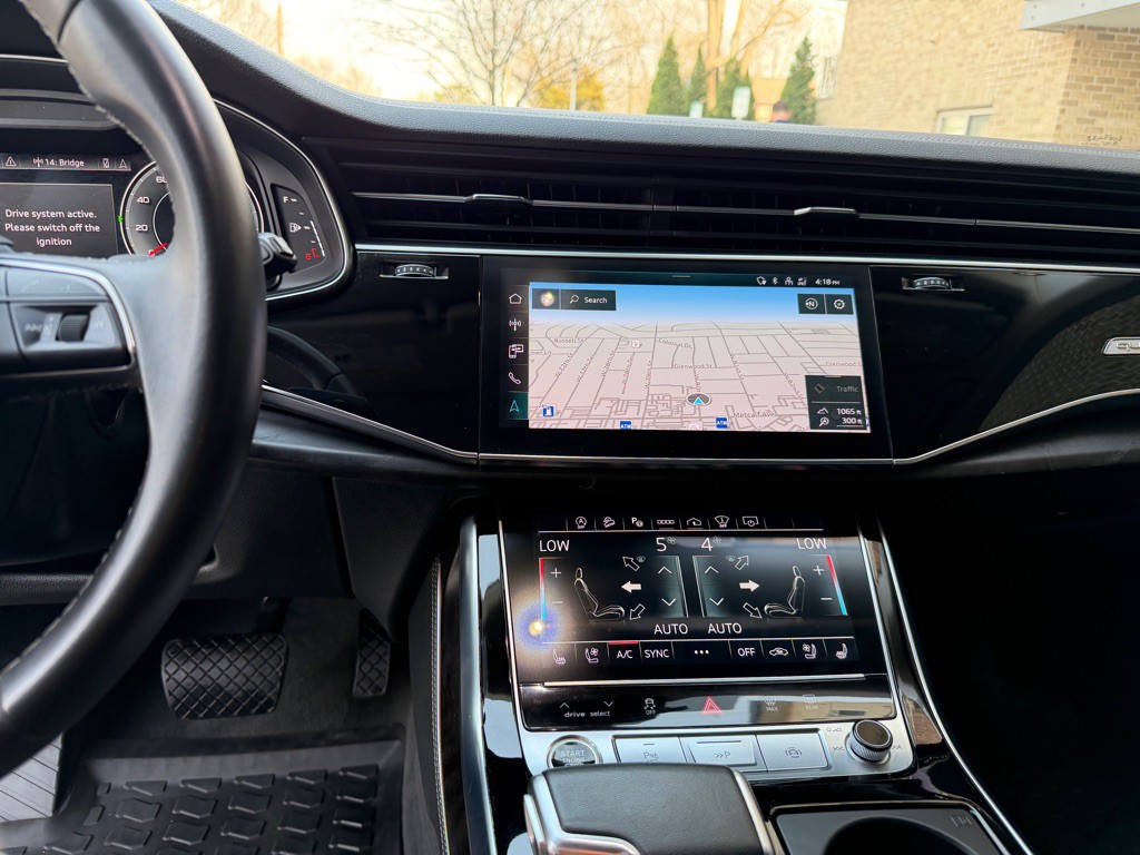 2023 Audi Q8 Image 13