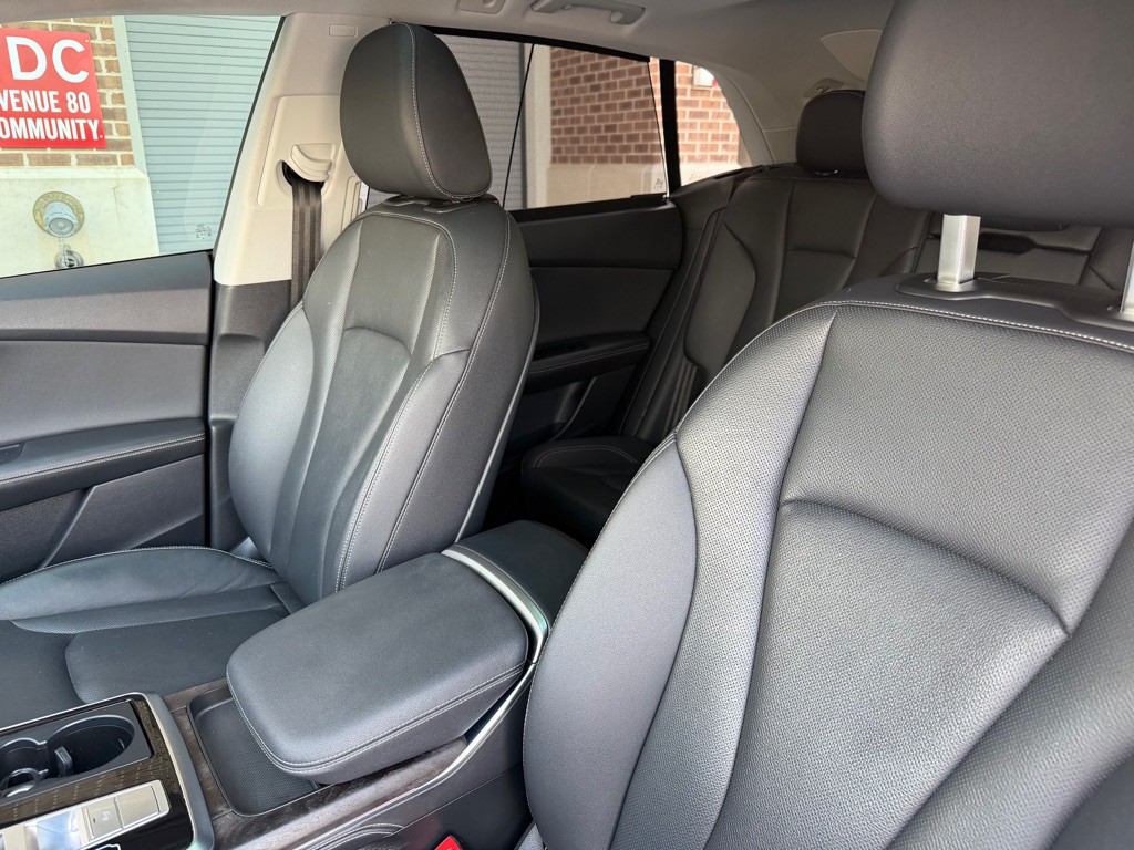 2023 Audi Q8 Image 16