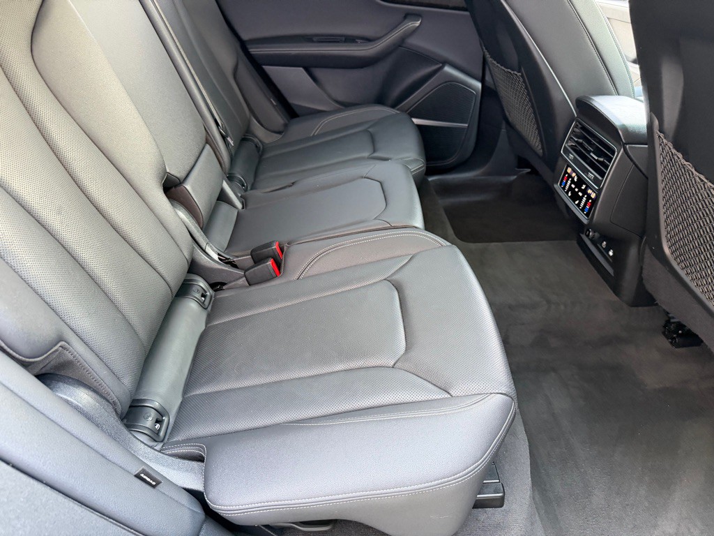 2023 Audi Q8 Image 22