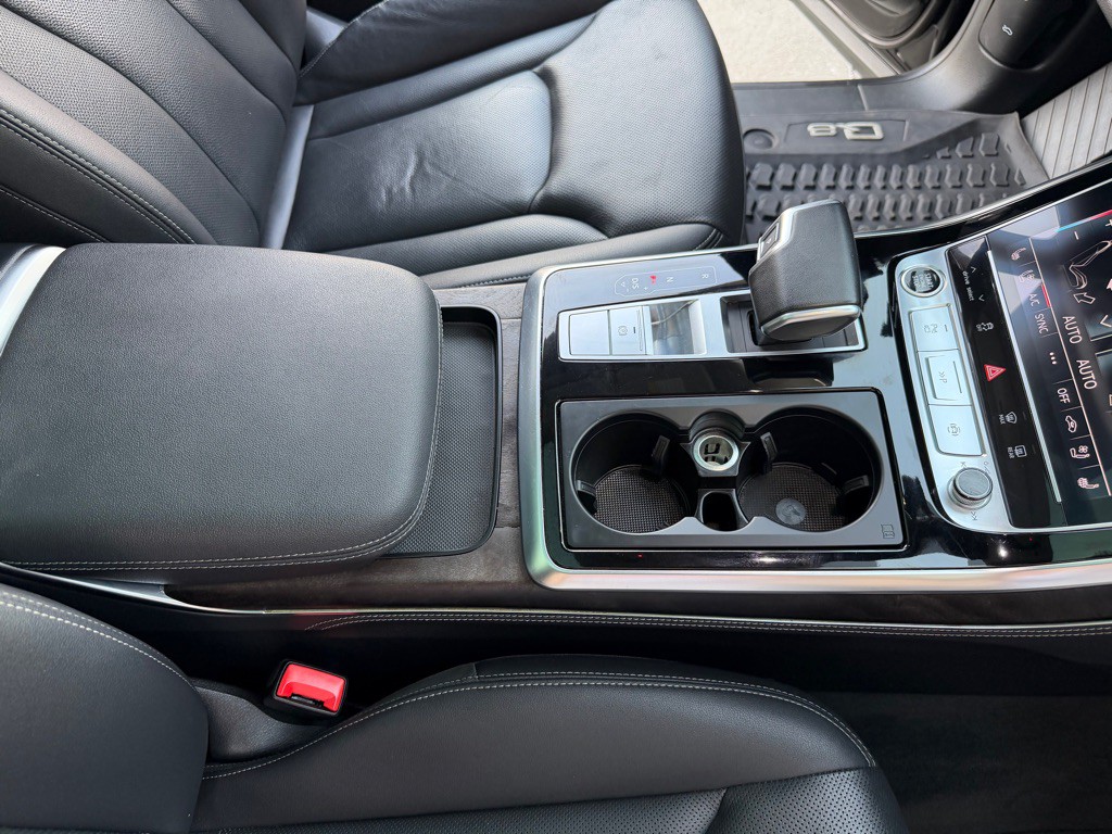 2023 Audi Q8 Image 27