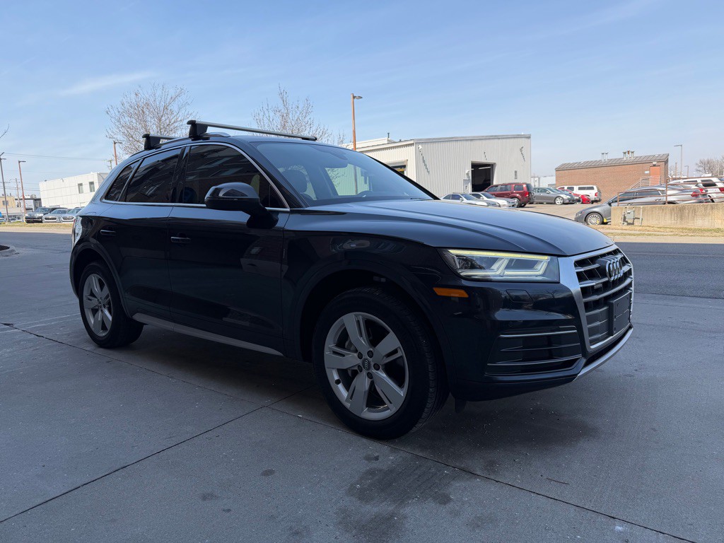2018 Audi Q5 Image 1