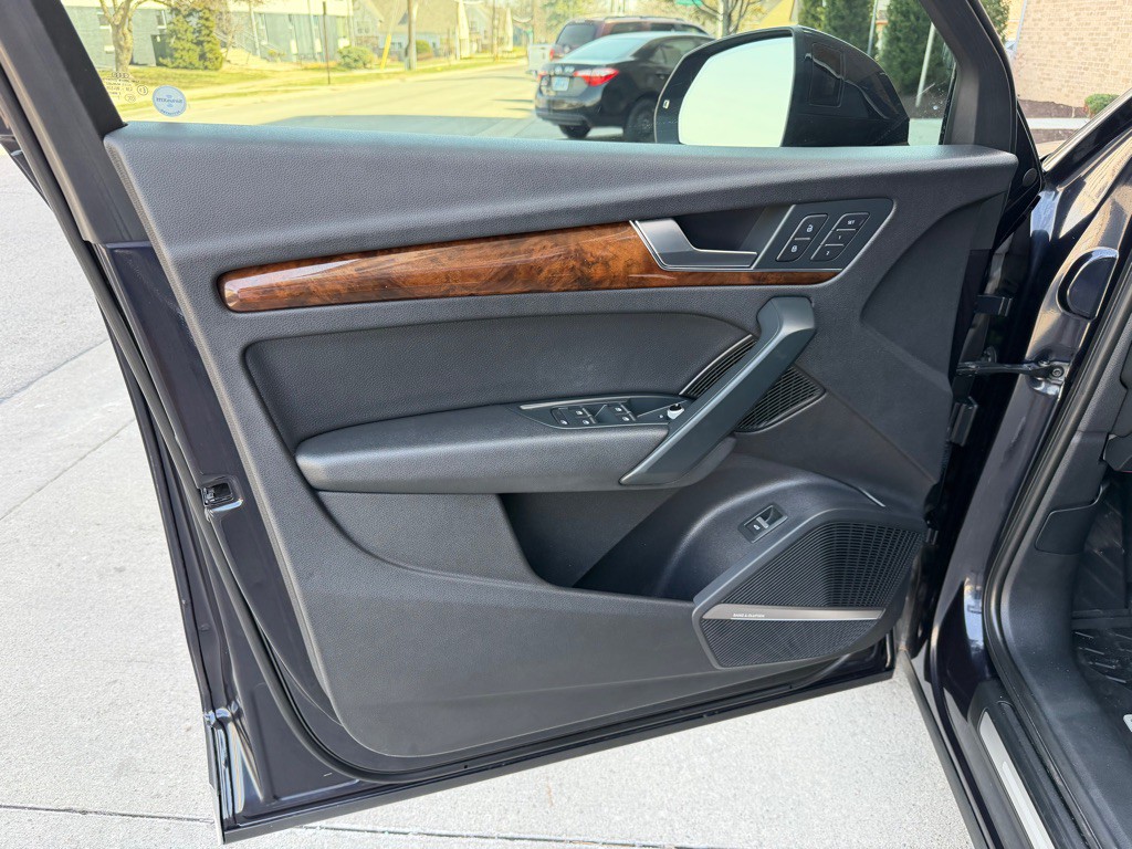 2018 Audi Q5 Image 9