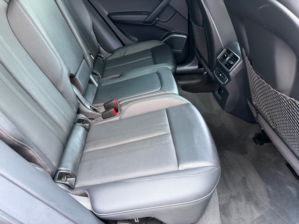 2018 Audi Q5 Image 21