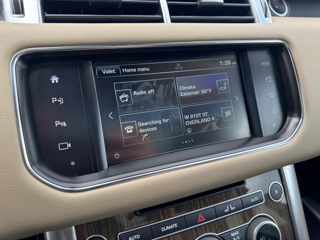 2016 Land Rover Range Rover Sport Image 18