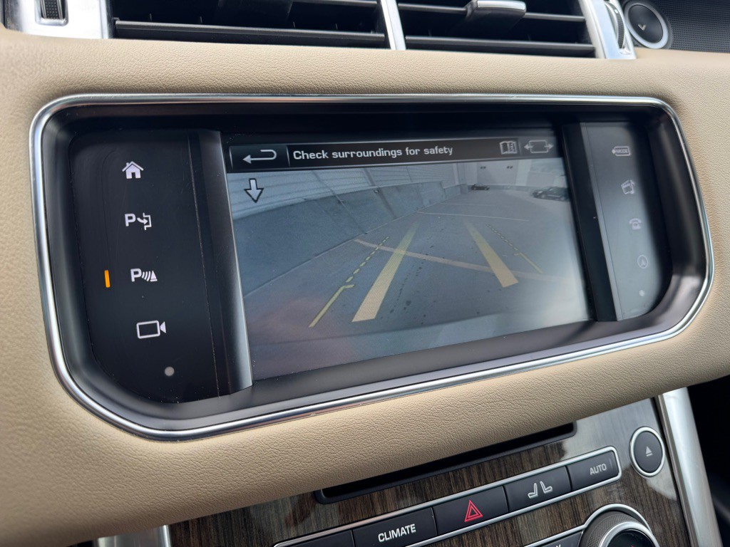 2016 Land Rover Range Rover Sport Image 19