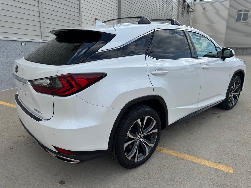 2021 Lexus RX Image 3