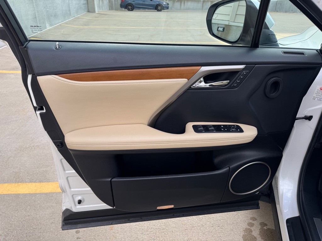 2021 Lexus RX Image 10