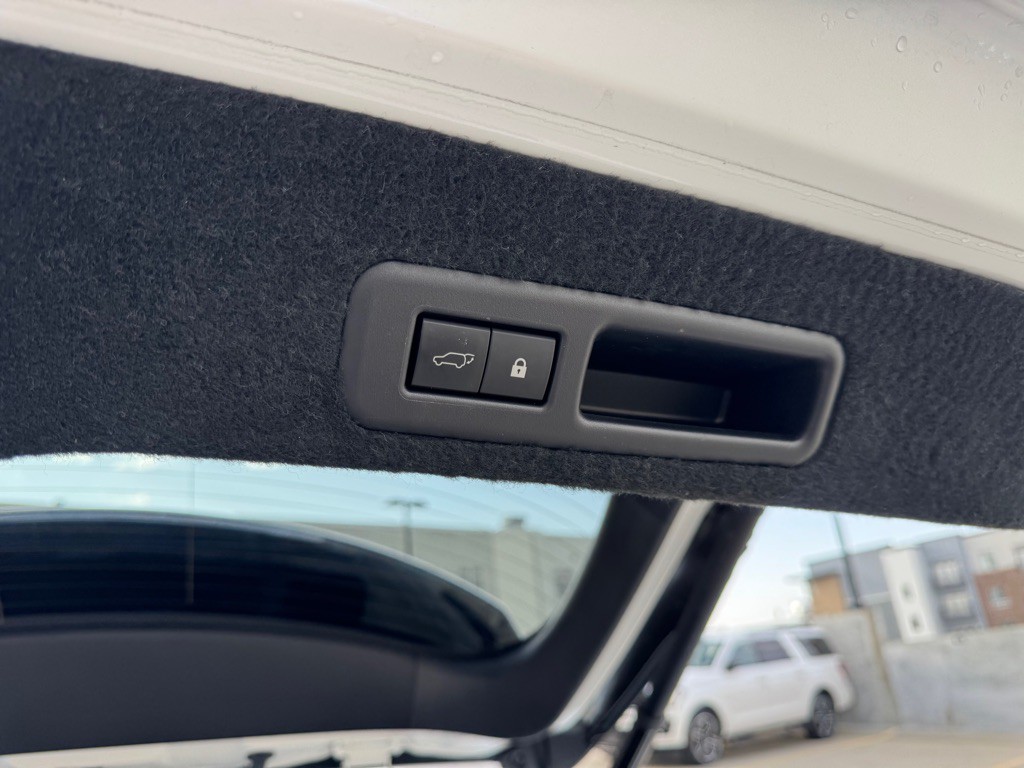 2021 Lexus RX Image 25