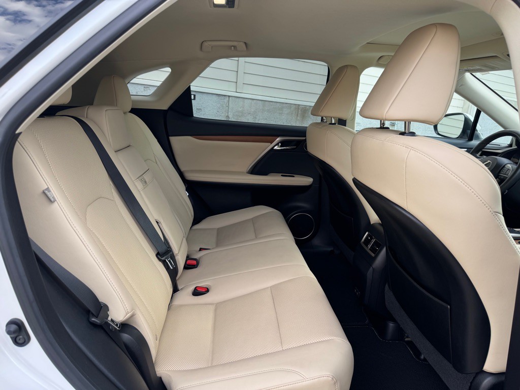 2021 Lexus RX Image 27