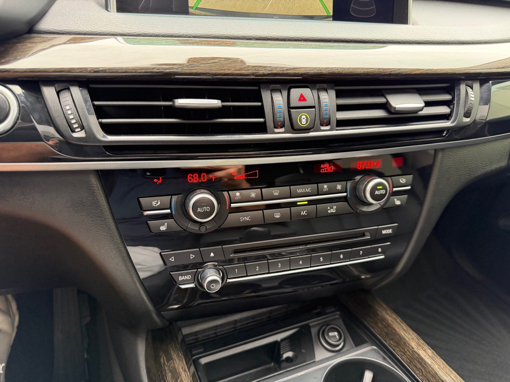 2015 BMW X5 Image 22