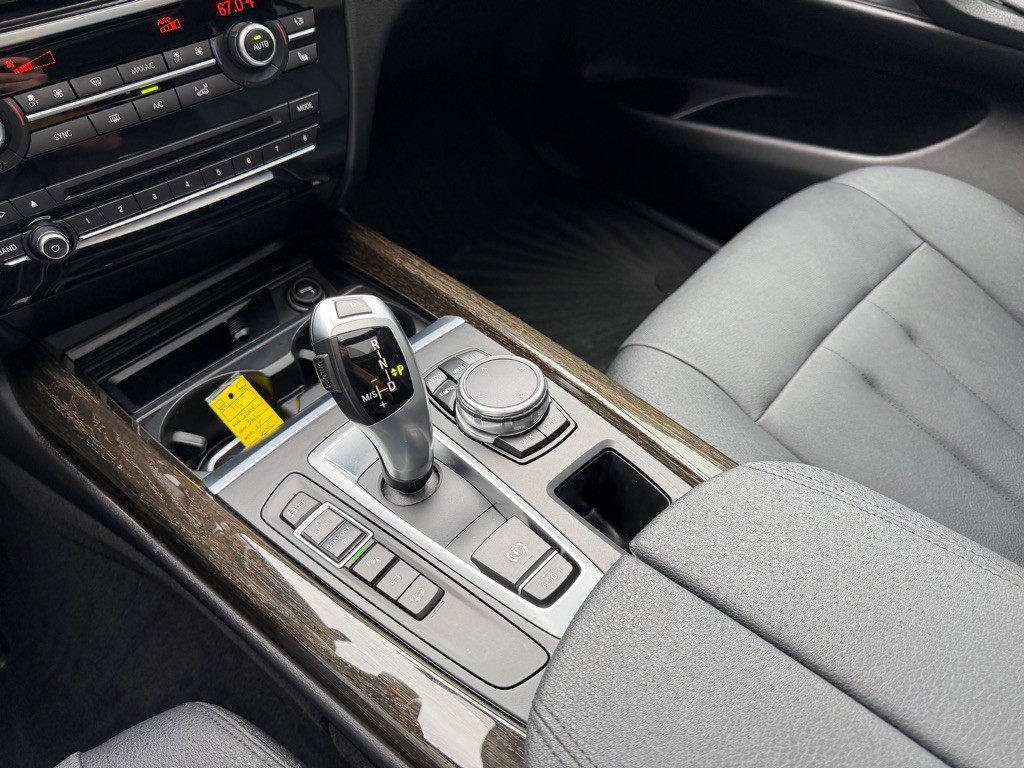 2015 BMW X5 Image 23