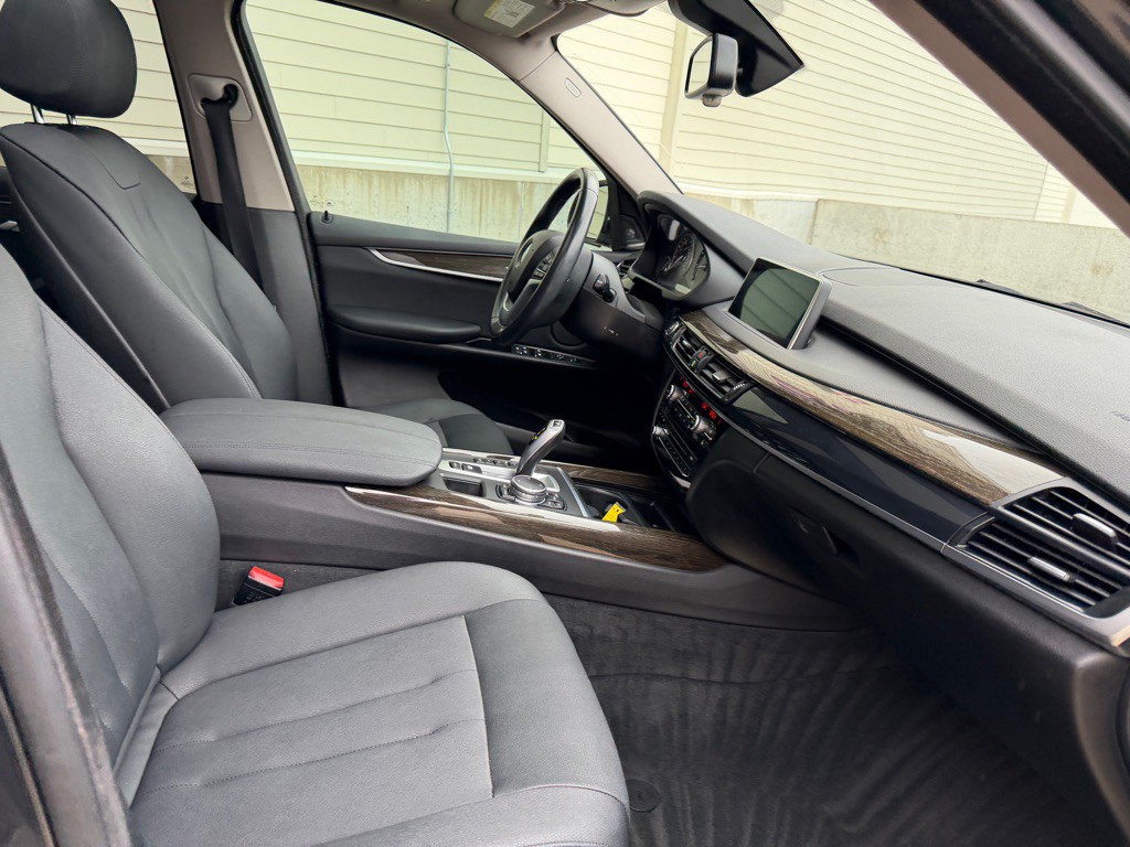 2015 BMW X5 Image 30