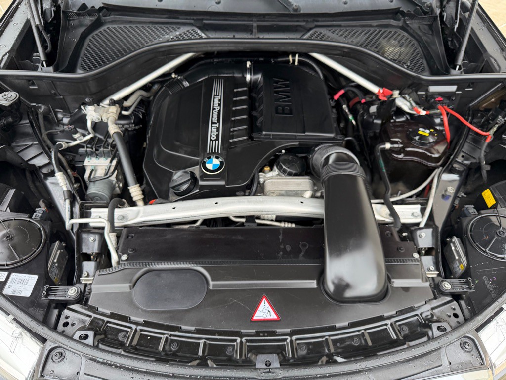 2015 BMW X5 Image 32