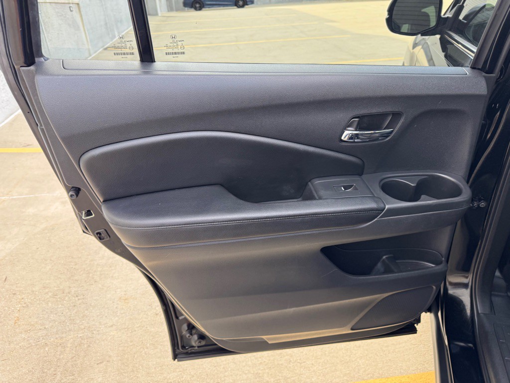 2017 Honda Pilot Image 20