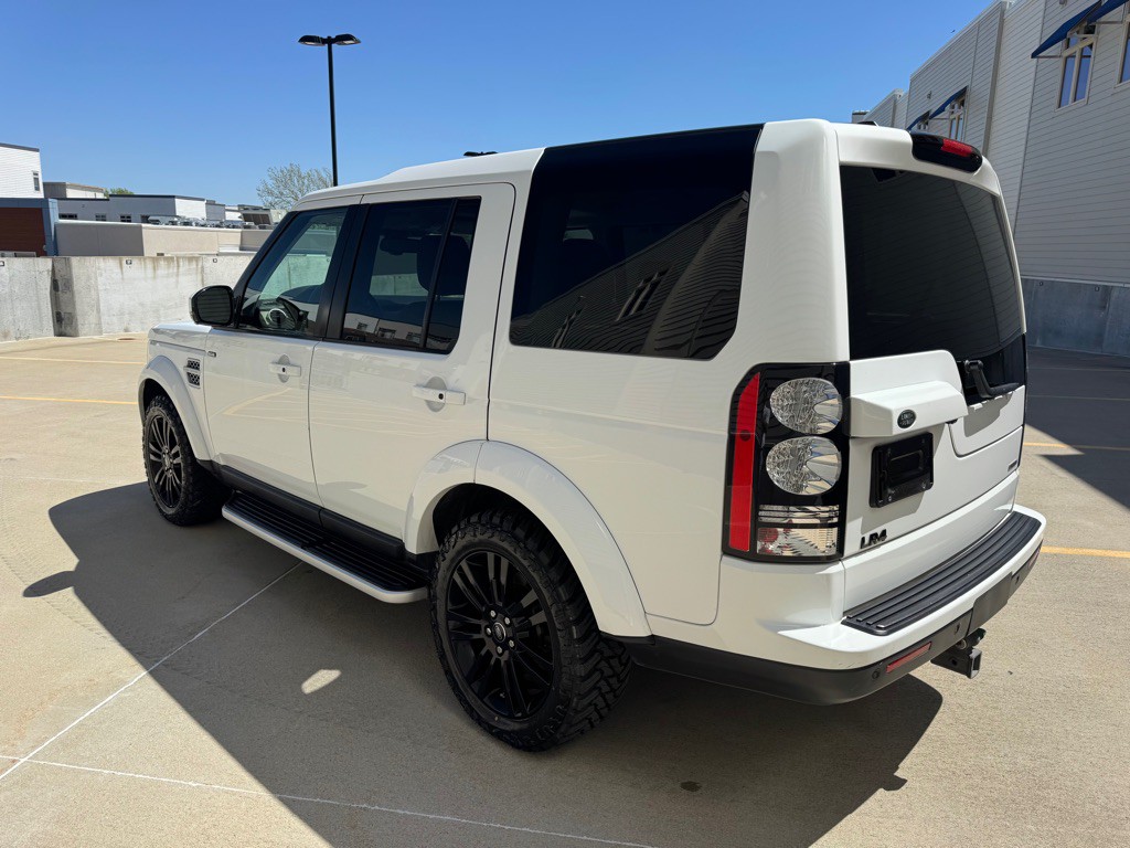 2016 Land Rover LR4 Image 6