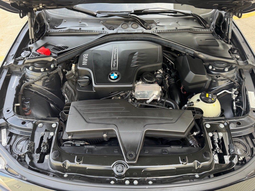 2015 BMW 3 Series Image 27