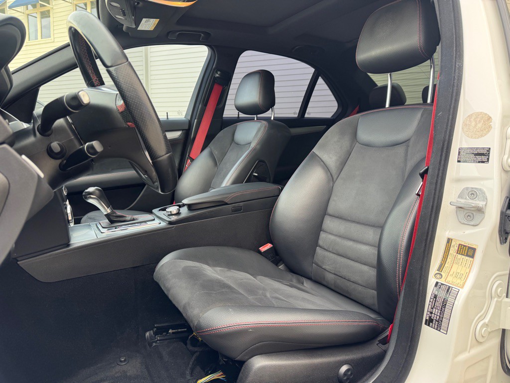 2013 Mercedes-Benz C-Class Image 13