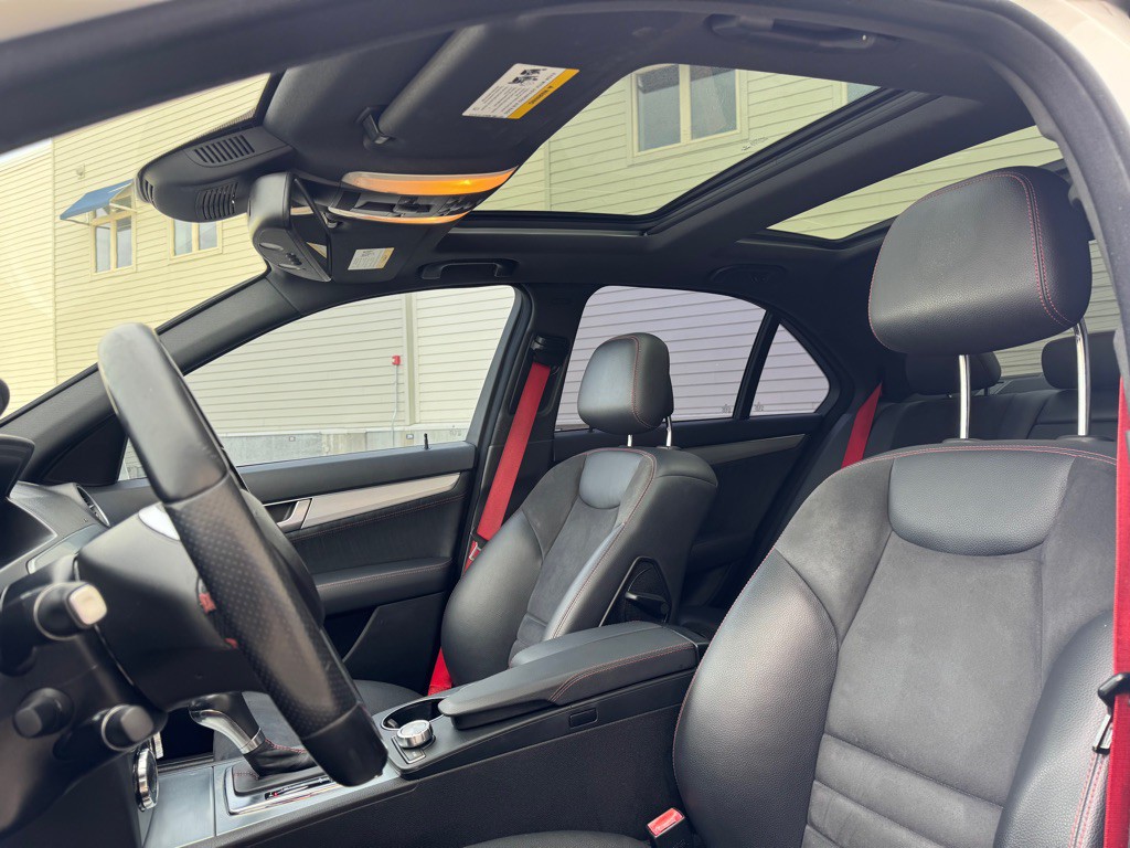 2013 Mercedes-Benz C-Class Image 14