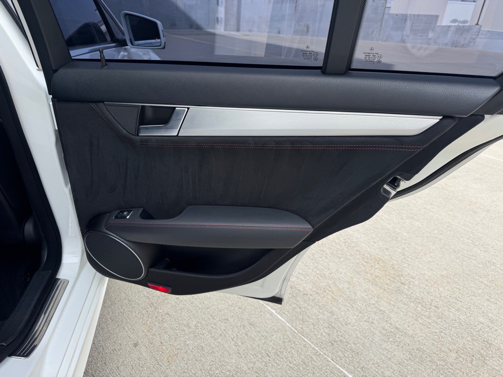 2013 Mercedes-Benz C-Class Image 25
