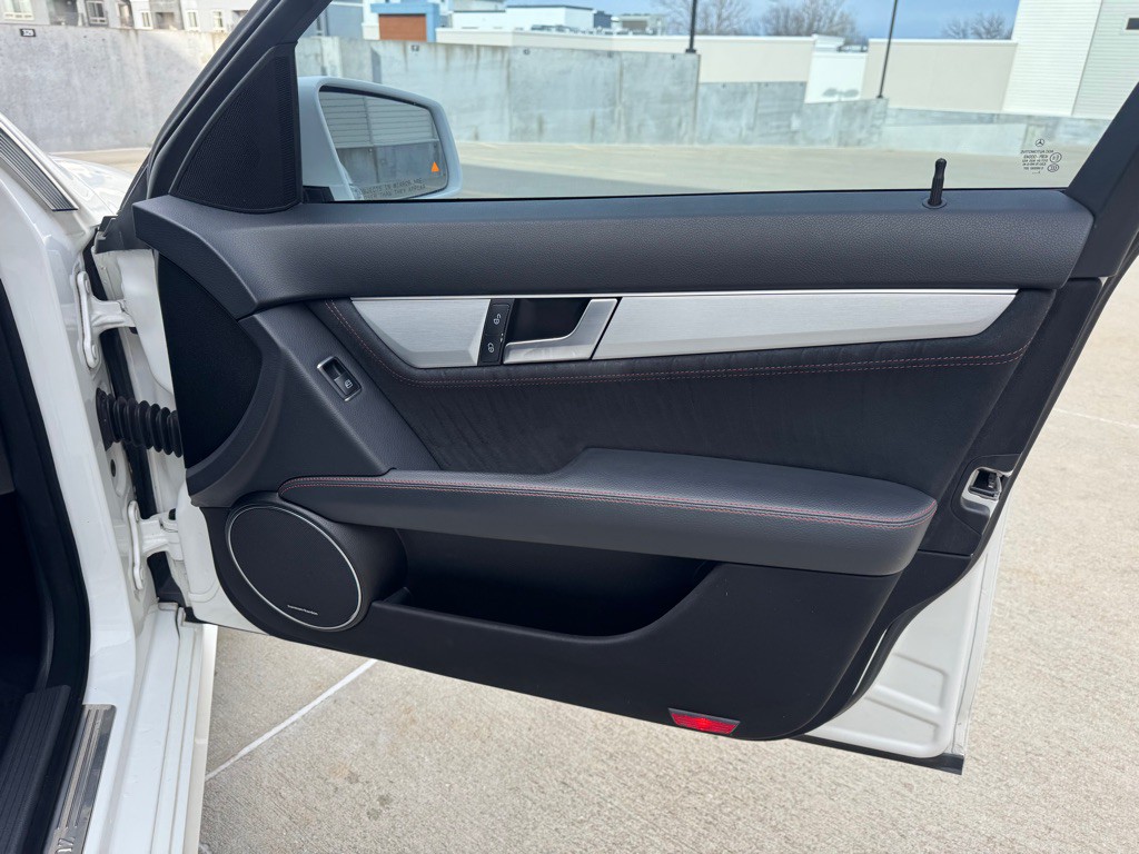 2013 Mercedes-Benz C-Class Image 27