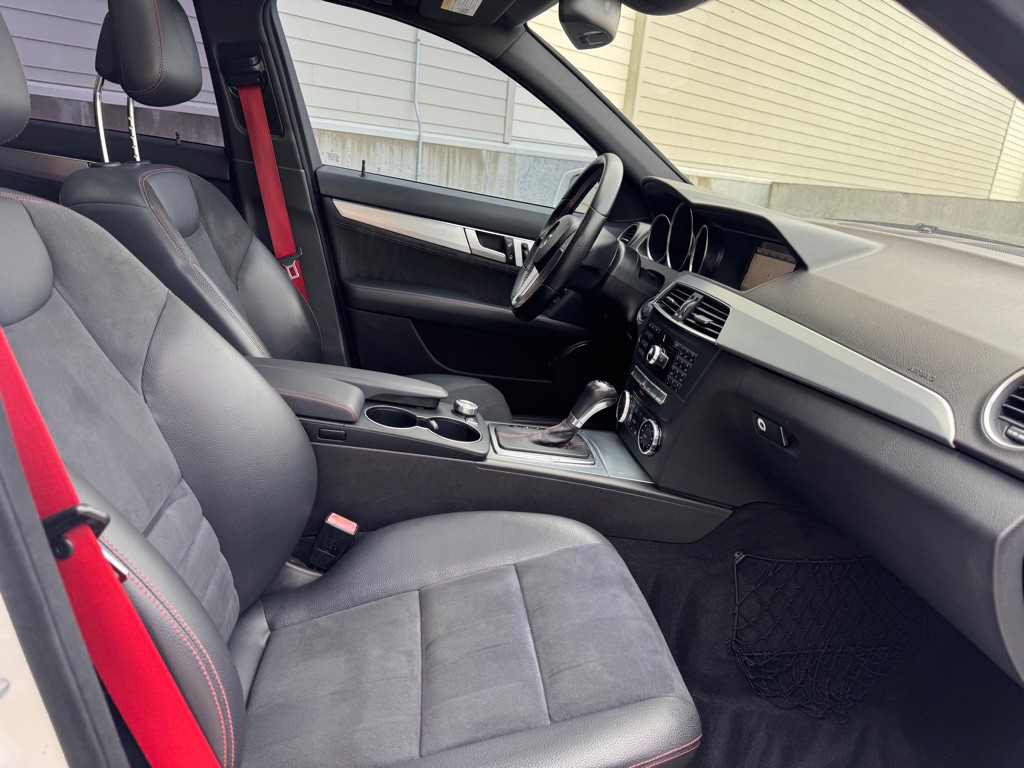 2013 Mercedes-Benz C-Class Image 28