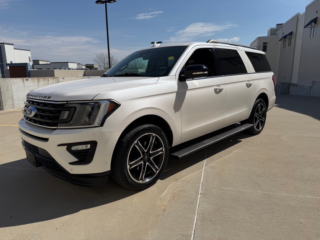2019 Ford Expedition Image 3