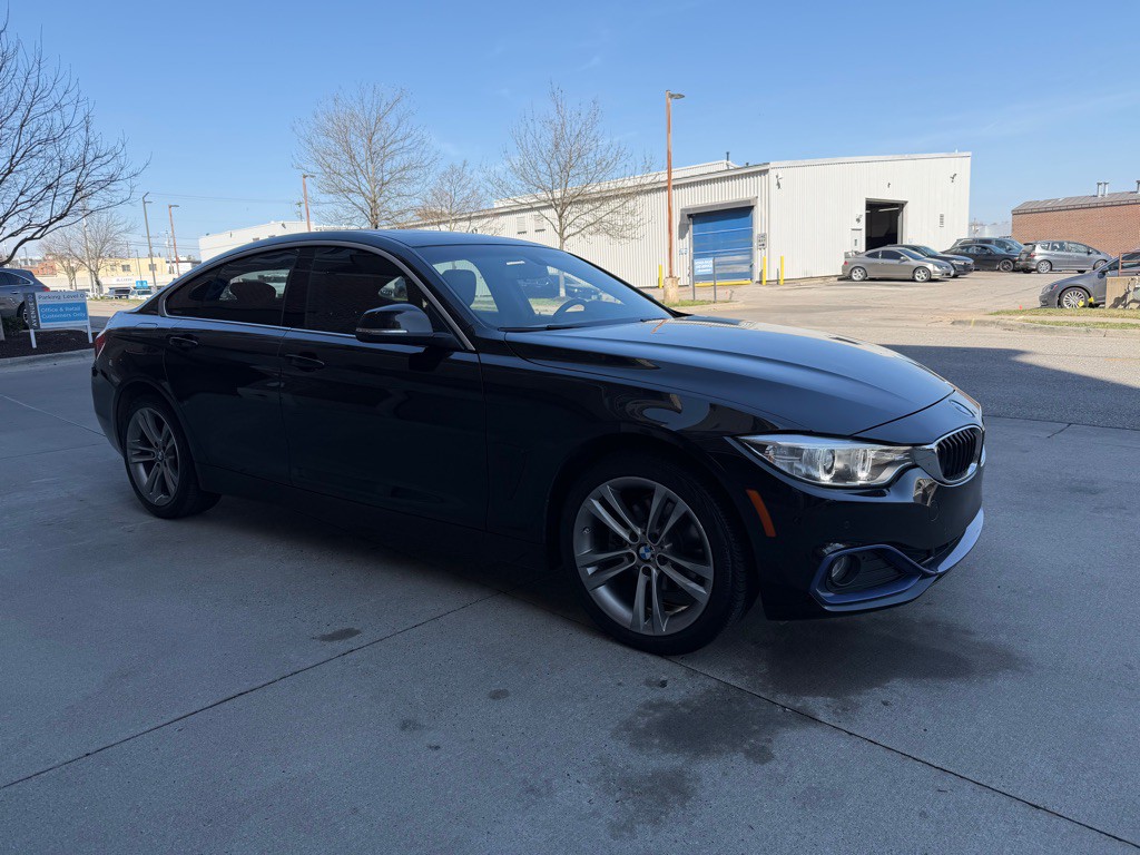 2017 BMW 4 Series Image 1