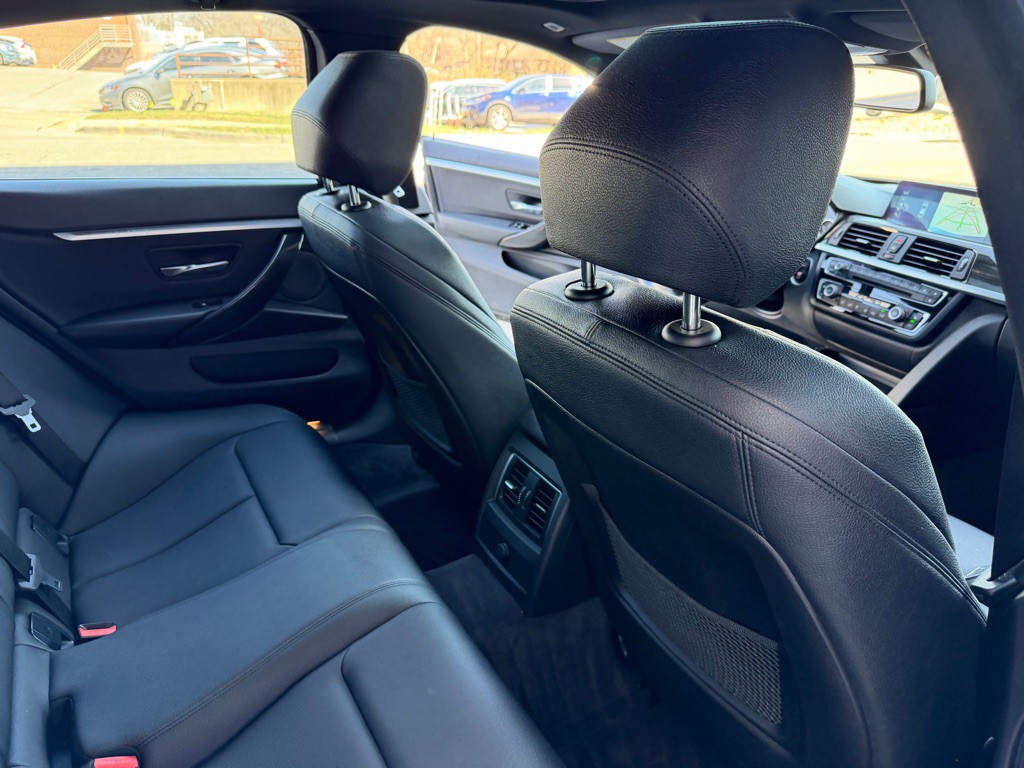 2017 BMW 4 Series Image 18