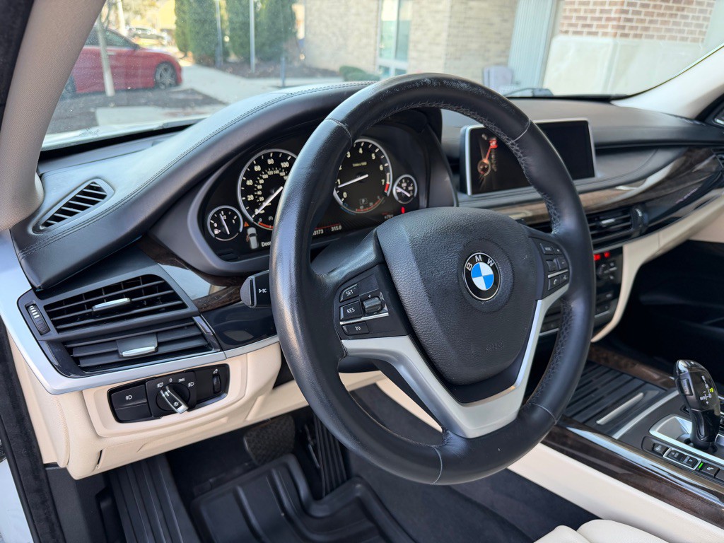 2016 BMW X5 Image 9