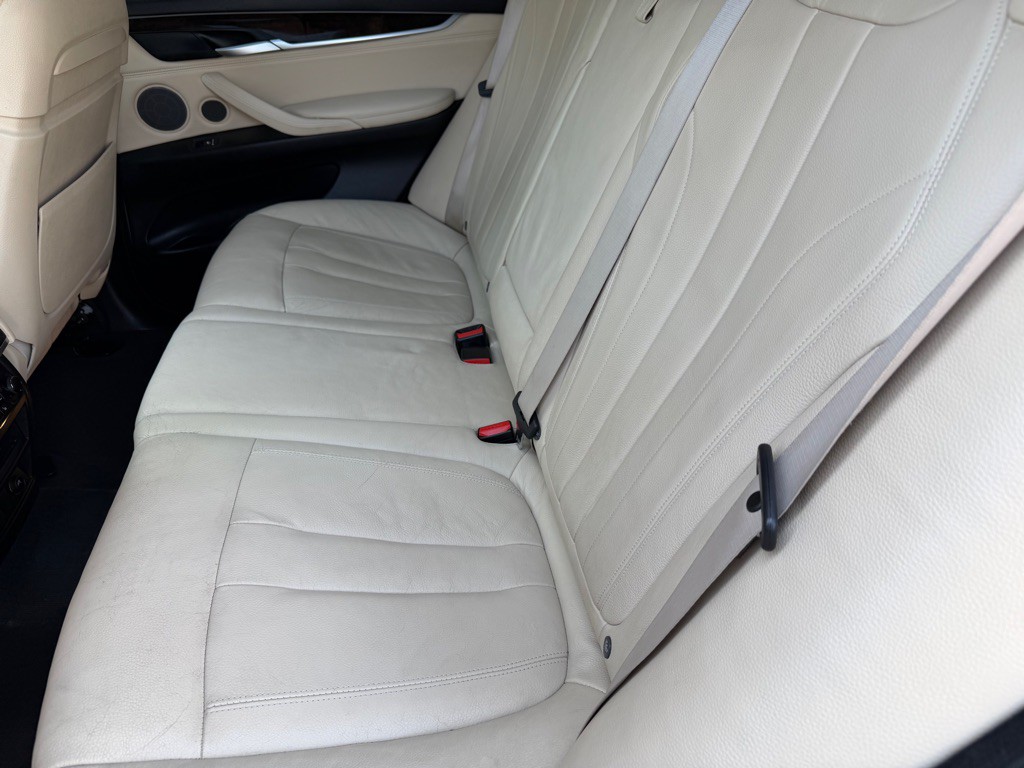 2016 BMW X5 Image 17