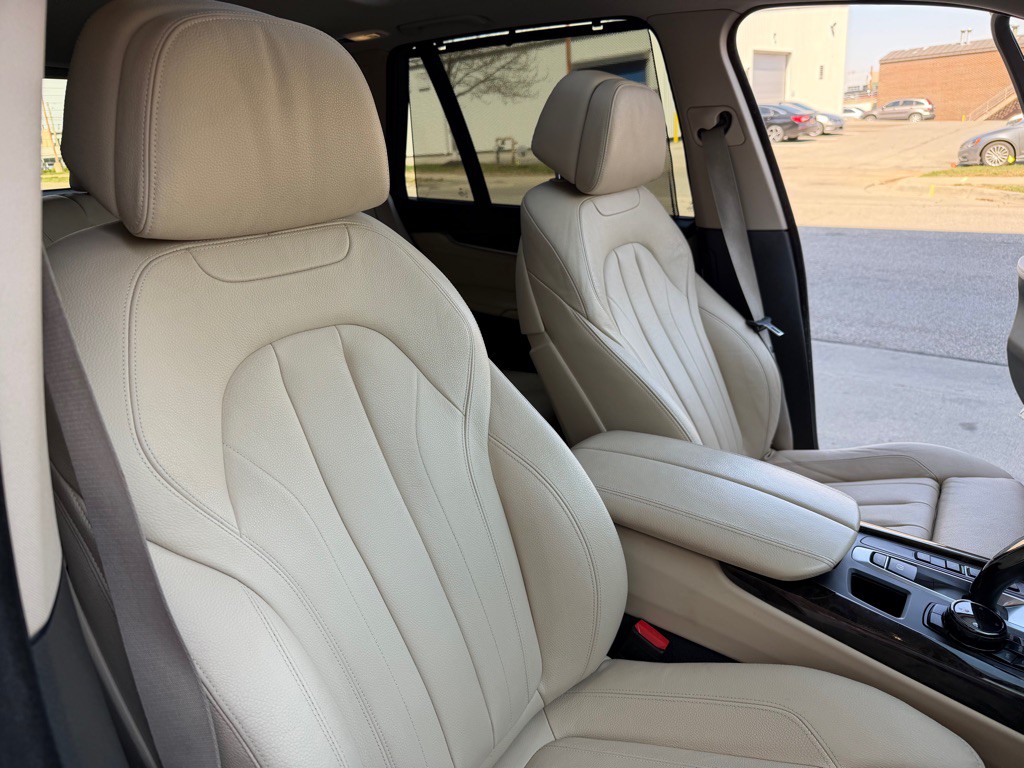 2016 BMW X5 Image 26